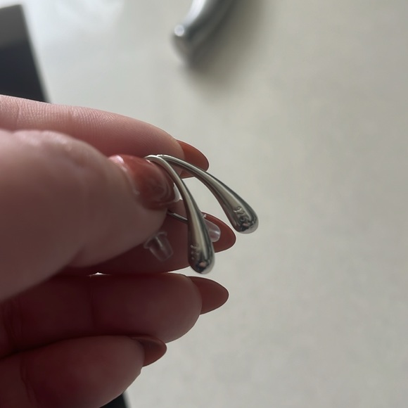 Silver Earring bundle. NEW! - Picture 4 of 4